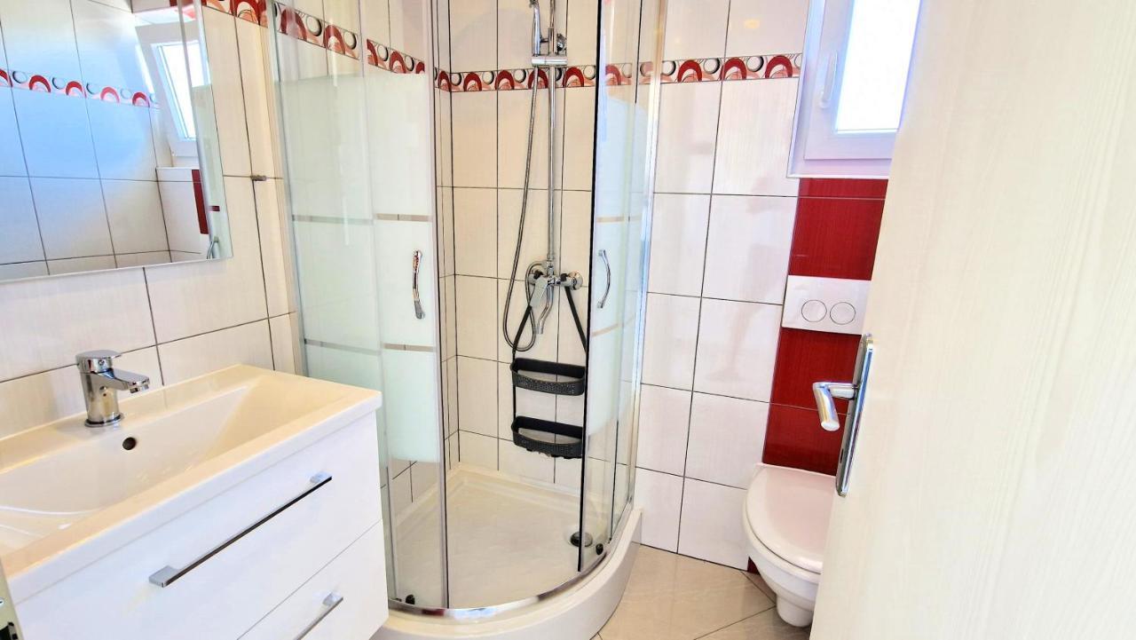 Apartments Pinezic Skrbčići Kültér fotó