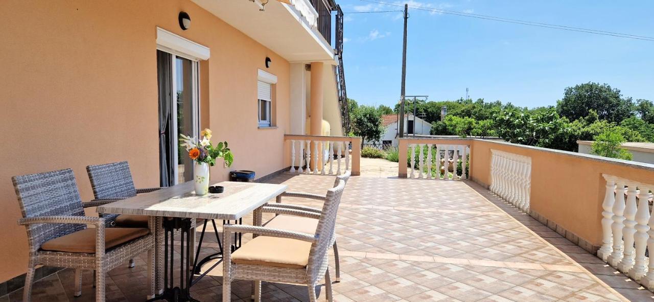 Apartments Pinezic Skrbčići Kültér fotó